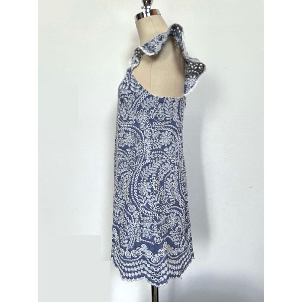 NEW Alice + Olivia Women’s 4 Honor Flutter Sleeve Embroidered Chambray Eyelet Tu - Picture 9 of 13